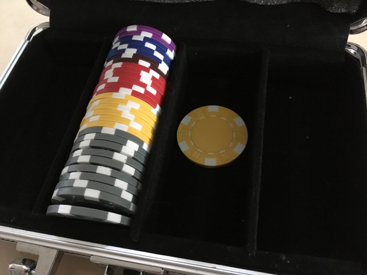 [開箱]打麻將用ABS籌碼+鋁箱(深度介紹)