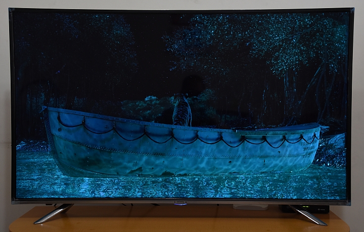升級HDR，畫質更美麗 ~  BenQ 50IZ7500 4K 護眼大型液晶電視韌體更新和畫質測試