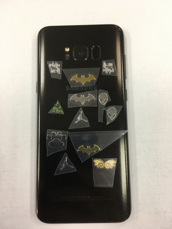 S8+ 弄了一些金屬貼紙 大家幫忙看下 哪個好看 可以搭漫威主題