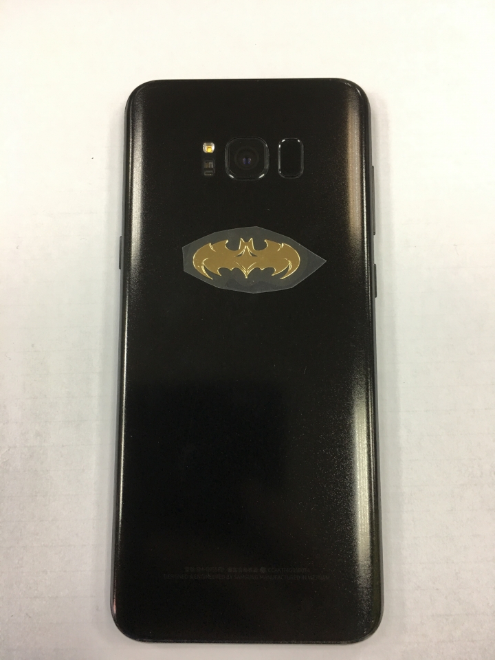 S8+ 弄了一些金屬貼紙 大家幫忙看下 哪個好看 可以搭漫威主題