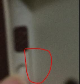 moshi iGlaze armour 超薄鋁製保護背殼,軟質部分與鋁殼部分分離是正常的?