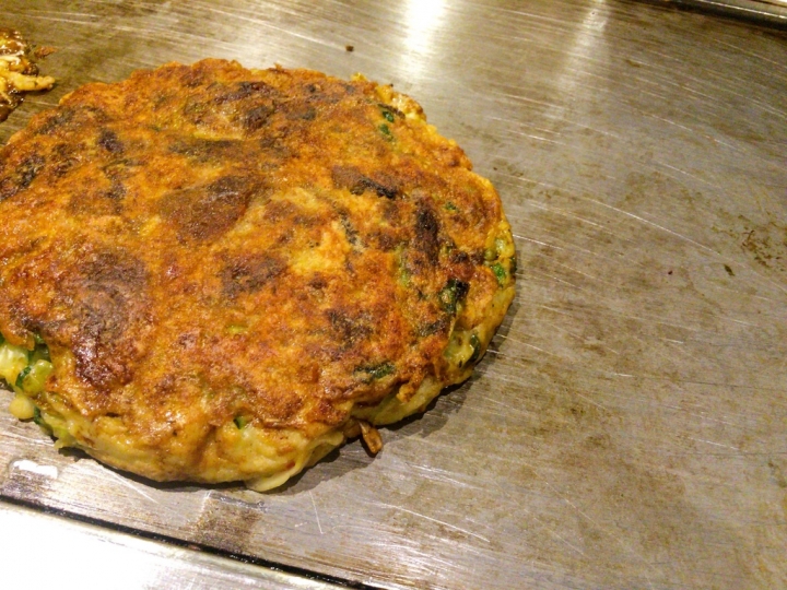【美食。食記】大阪 難波 焦香四溢 風味道地 福太郎 大阪燒 喜好燒