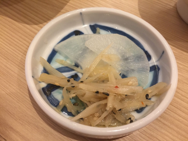 【食記】板橋大遠百。伊勢路-勝勢日式豬排~極黑黑豚里肌豬排好嫩好好吃喔