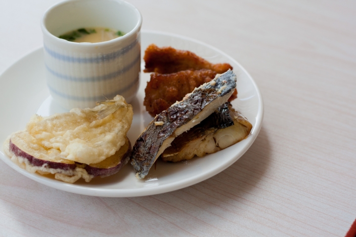 【食記。美食】東京 五反田 長輩喜愛 中華料理及季節生魚片吃到飽 Sono 園 Buffet