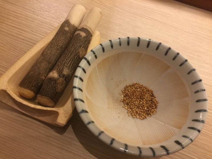 【食記】板橋大遠百。伊勢路-勝勢日式豬排~極黑黑豚里肌豬排好嫩好好吃喔