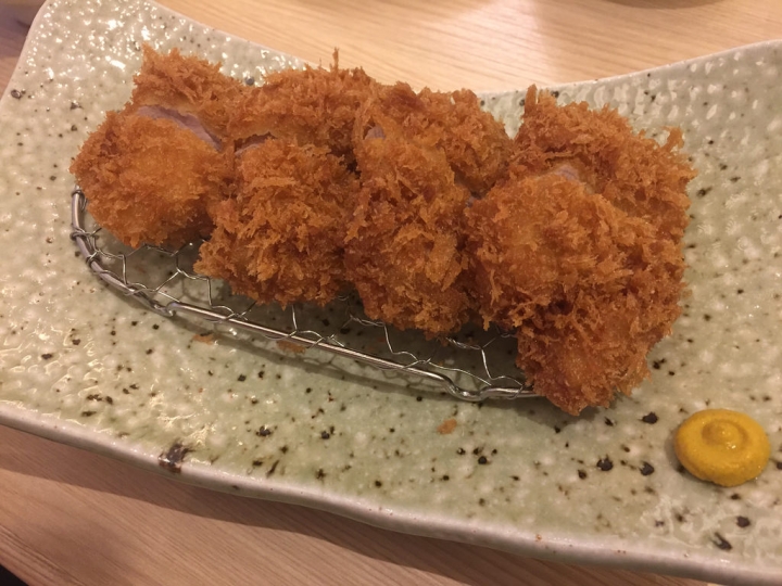 【食記】板橋大遠百。伊勢路-勝勢日式豬排~極黑黑豚里肌豬排好嫩好好吃喔