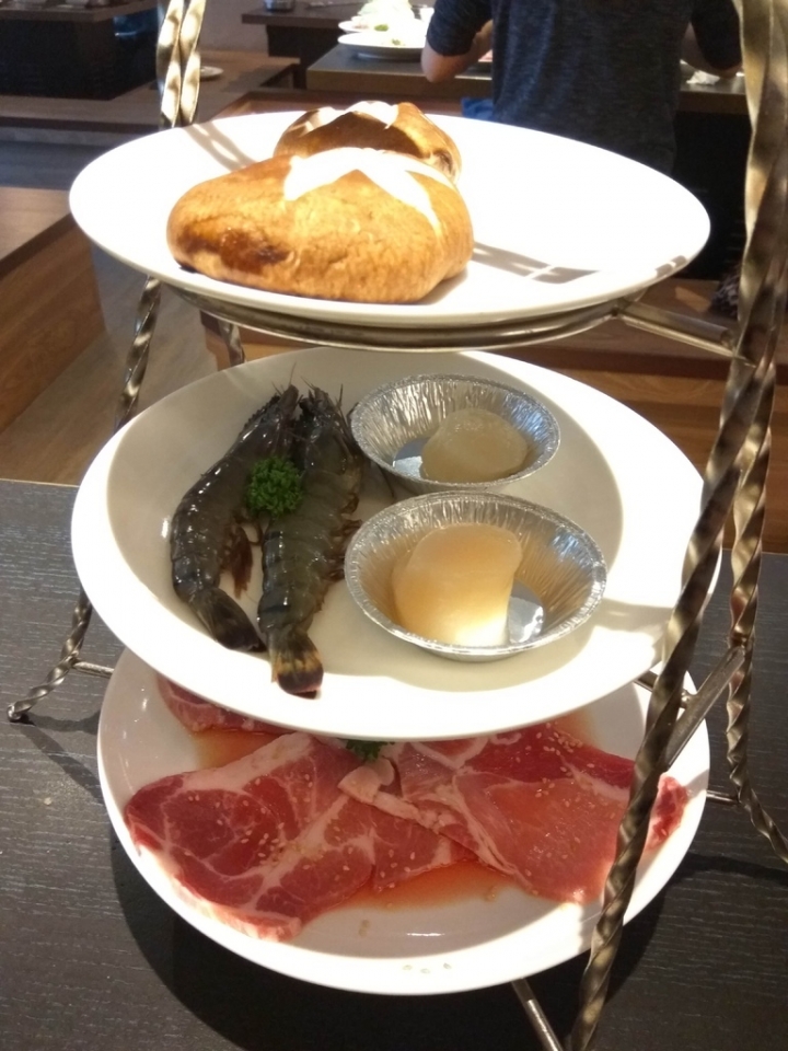 [烤肉]苗栗頭份貍來燒肉町食記~非吃到飽~套餐式~用餐氣氛佳~ 不想吃太撐來這吧!