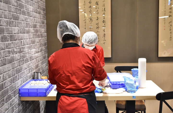 【台中大遠百】朱記餡餅粥 台中店，招牌爆漿餡餅、捲餅、小米粥、蒸餃等北方麵食，還有台中限定餐點，大遠百美食街餐廳推薦