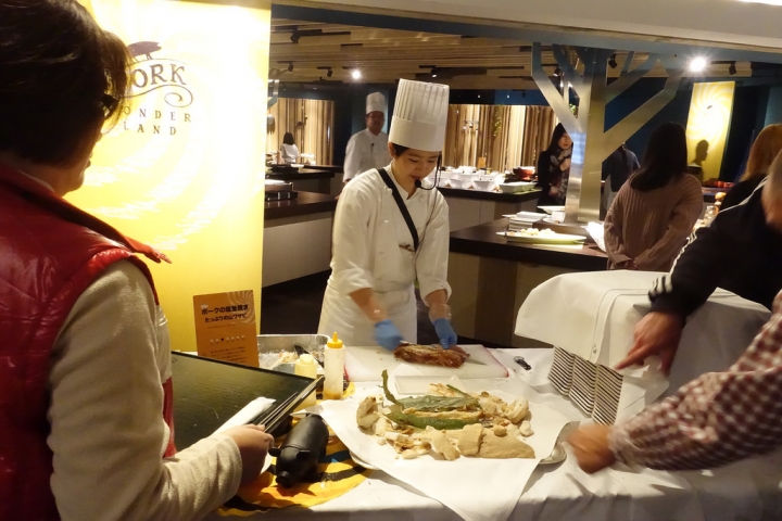 【2017道東親子行】北海道星野渡假村。TOMAMU森林餐廳 晚餐與早餐心得
