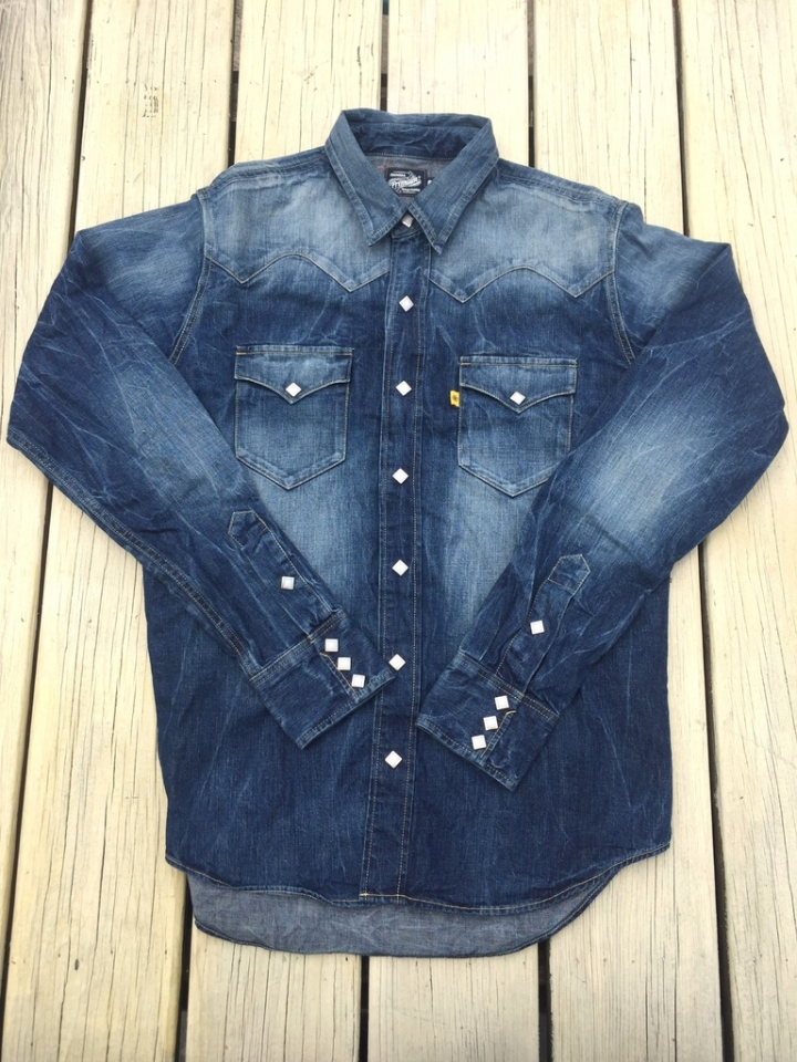 [開箱實穿] 方便極了，JEANSDA River Blue Washed Denim Shirt