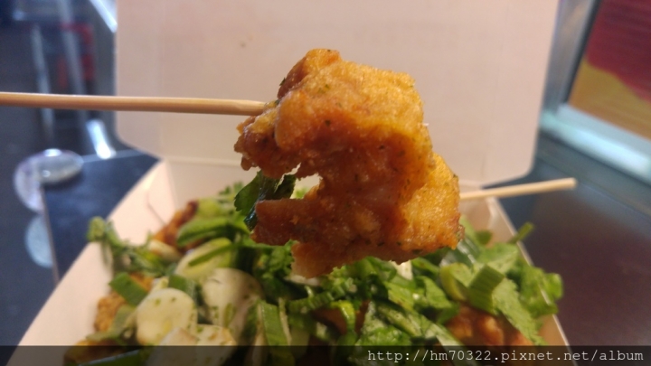 『桃園美食』-中壢夜市 蒜香雞+參拾兩冬瓜茶