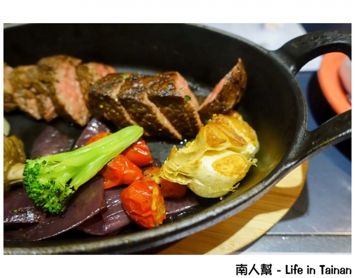 【台南中西區-美食】慵懶舒適的用餐空間｜美食好吃到吃光光｜台南小西門 ~ bistro88義法餐酒館
