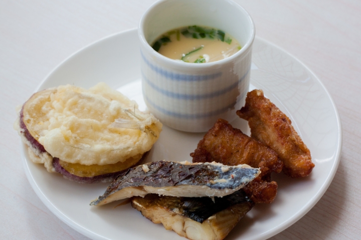 【食記。美食】東京 五反田 長輩喜愛 中華料理及季節生魚片吃到飽 Sono 園 Buffet