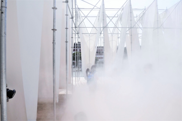 【台北圓山站 | 展覽】如夢似幻的純白氤氳空間♢供霧所 Mist Encounter