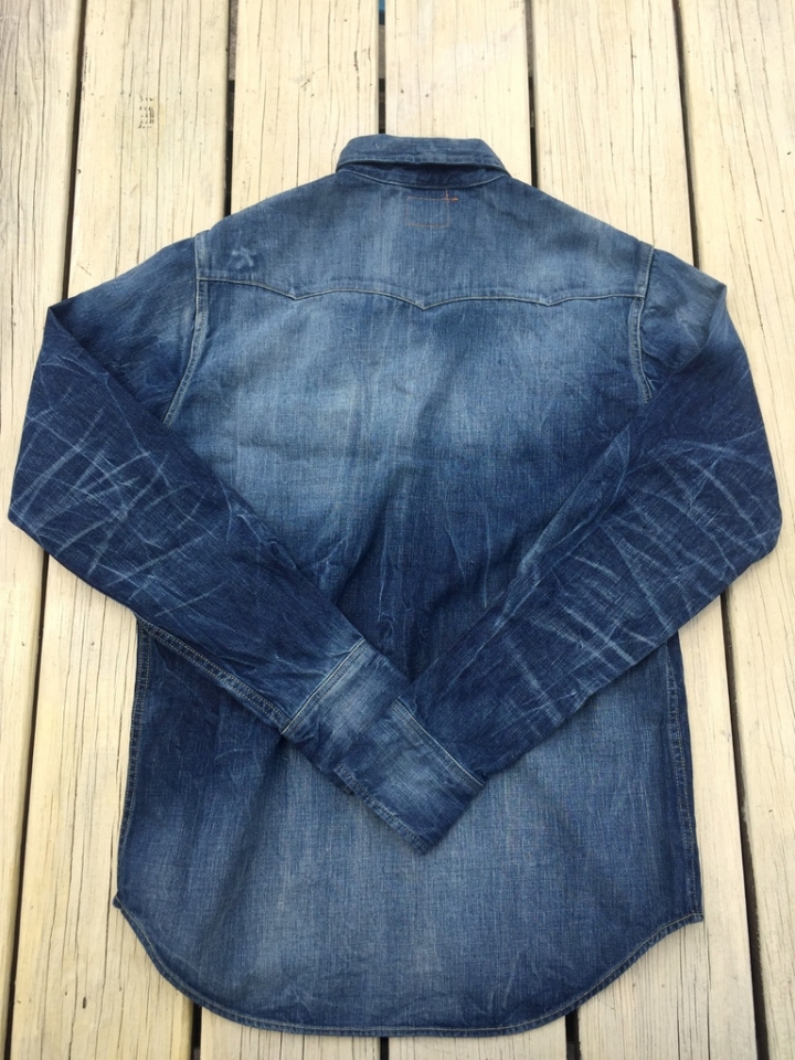 [開箱實穿] 方便極了，JEANSDA River Blue Washed Denim Shirt