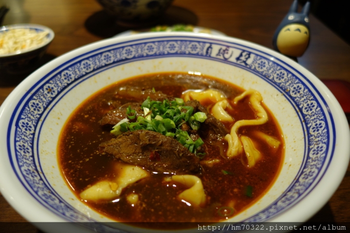 『新竹美食』-竹北嘉豐六路一段.段純貞牛肉麵