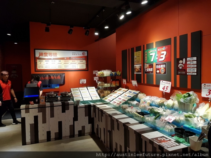 『福相麻辣香鍋 / 蘆洲中華店』正統川式干鍋 體驗分享