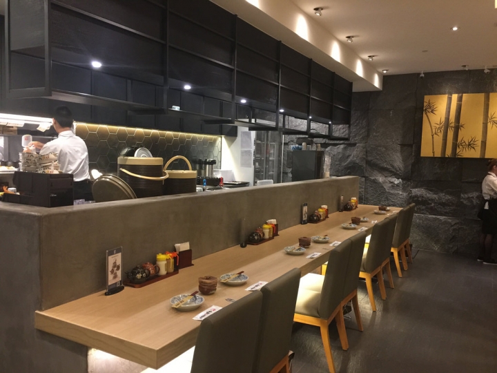 【食記】板橋大遠百。伊勢路-勝勢日式豬排~極黑黑豚里肌豬排好嫩好好吃喔