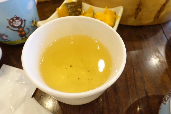 【食記】捷運忠孝復興站/SOGO復興館。點水樓~下午茶吃到飽