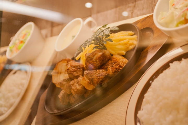 【美食。遊記】神奈川 橫濱 補充纖維 or 肉食主義 應有盡有的JOINUS B1 美食街