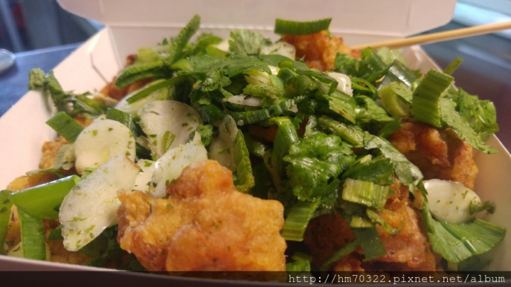 『桃園美食』-中壢夜市 蒜香雞+參拾兩冬瓜茶