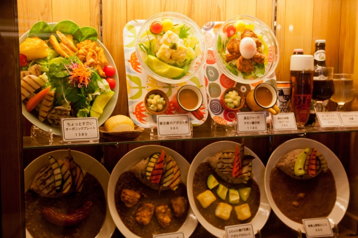 【美食。遊記】神奈川 橫濱 補充纖維 or 肉食主義 應有盡有的JOINUS B1 美食街