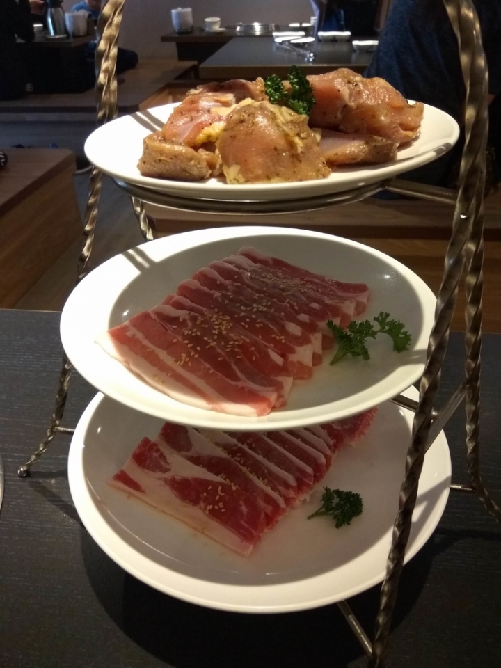 [烤肉]苗栗頭份貍來燒肉町食記~非吃到飽~套餐式~用餐氣氛佳~ 不想吃太撐來這吧!