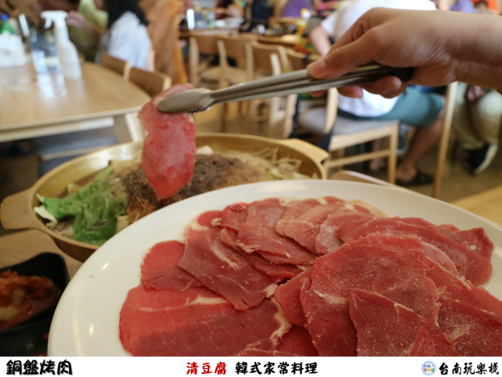 【食記】台南永康 | 2人呷飽飽銅盤烤肉套餐【清豆腐】韓式家常料理 | 銅盤烤肉 | 泡菜豆腐鍋 | 泡菜海鮮煎餅 | 海苔飯 | 辣炒年糕 | 蝦醬高麗菜 | 石鍋拌飯