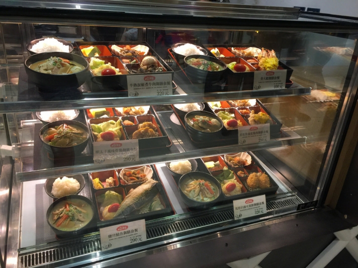 【食記】林口三井outlet。博多めんたいやまや食堂~大份量cp值高