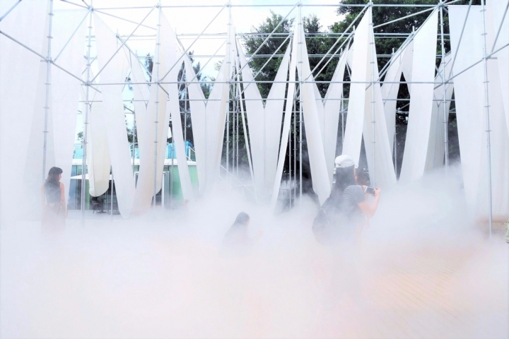 【台北圓山站 | 展覽】如夢似幻的純白氤氳空間♢供霧所 Mist Encounter