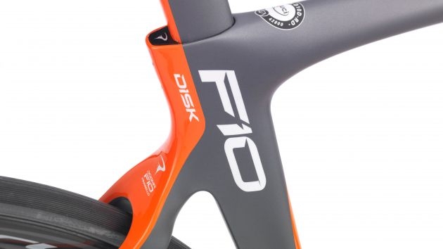 [速報] Pinarello F10 Disk Version 現身!
