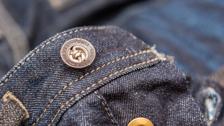 [分享] DIESEL JOGGJEANS TRUCKTER 原色大寬褲