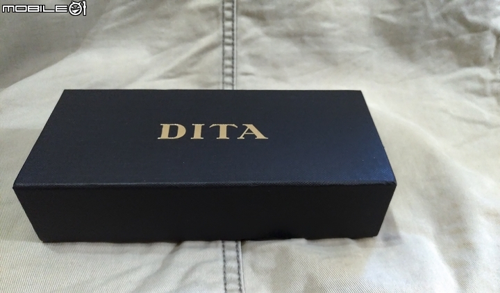 一場驚奇的誤會..DITA 不專業開箱文