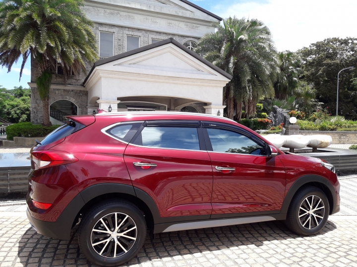 All New Tucson 1.6 時尚Turbo 赤焰紅 開箱文