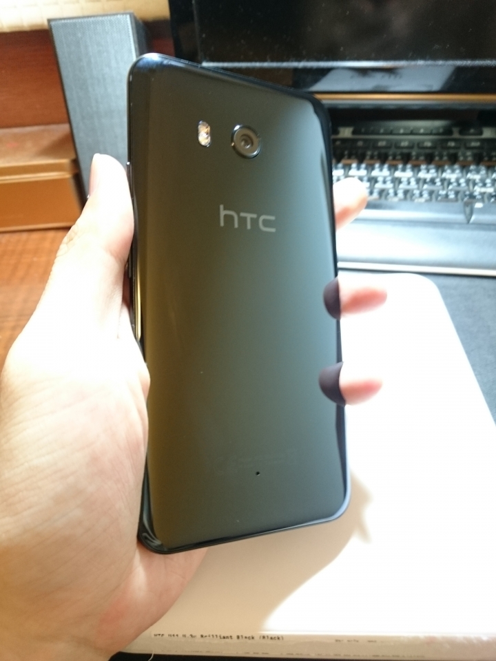 用了一周的 U11-黑 假開箱