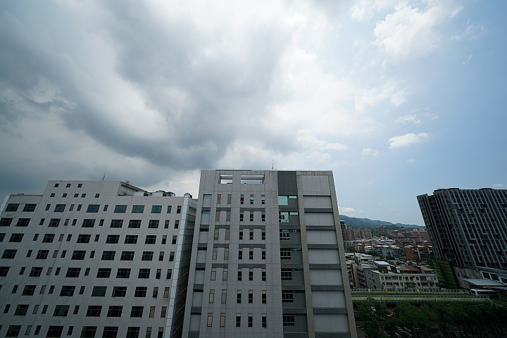 FE超廣角變焦鏡之王！Sony FE 12-24mm f/4 G