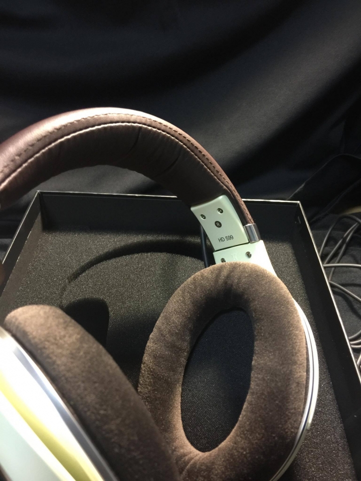 Sennheiser HD599開箱
