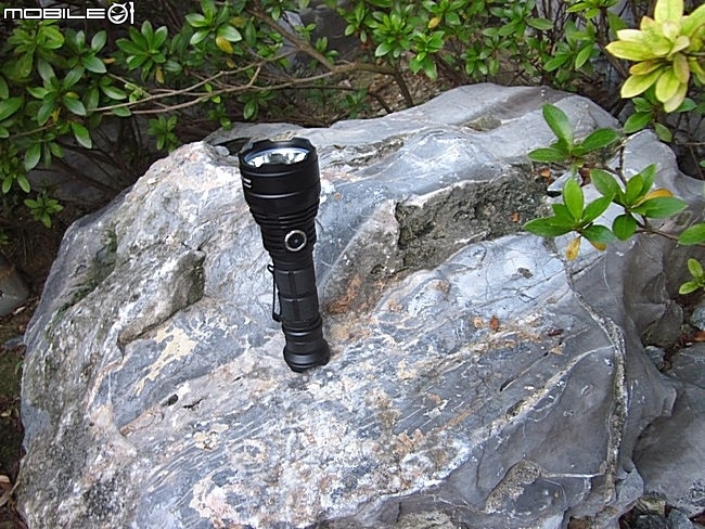 S3 PRO HI 小黑龍 ~ 充電遠射戰術筒