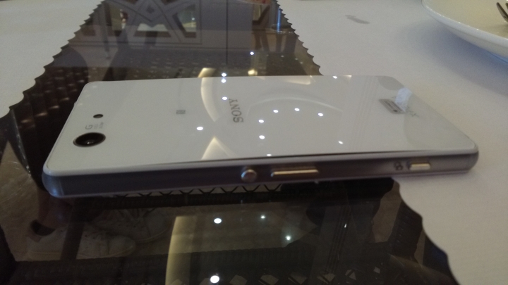 Sony 的手機還是出問題了，看來android手機品質都不好