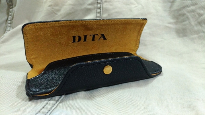 一場驚奇的誤會..DITA 不專業開箱文