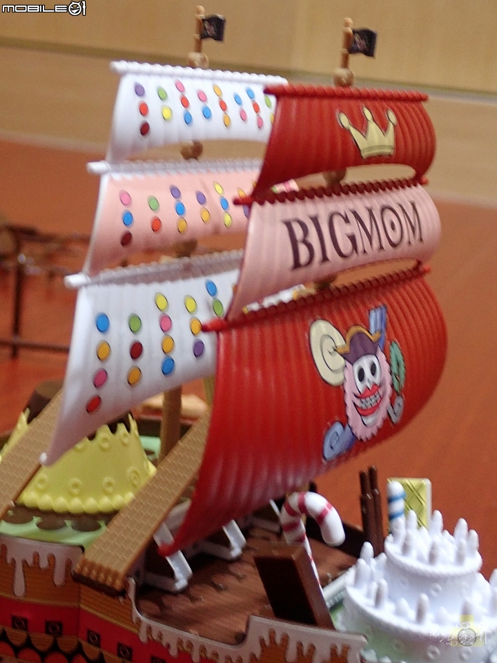 偉大的船 #13 BIG MOM海賊團 (クイーン・ママ・シャンテ号) -開箱文