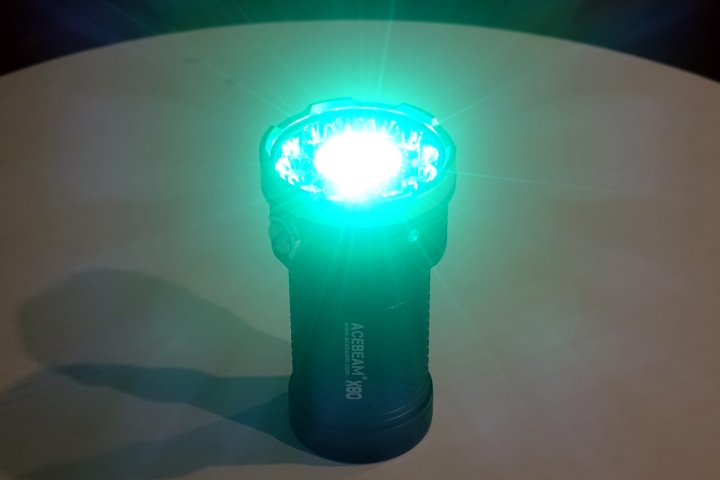 ACEBEAM X80 簡易開箱