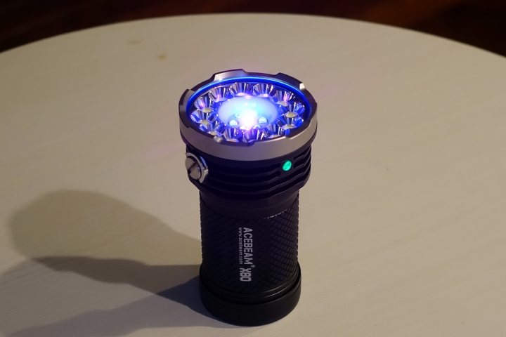 ACEBEAM X80 簡易開箱
