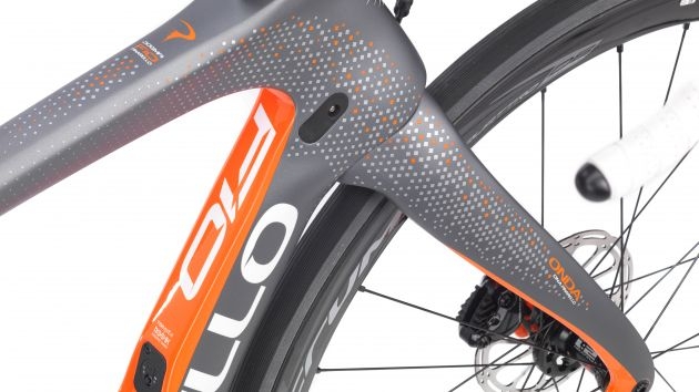 [速報] Pinarello F10 Disk Version 現身!