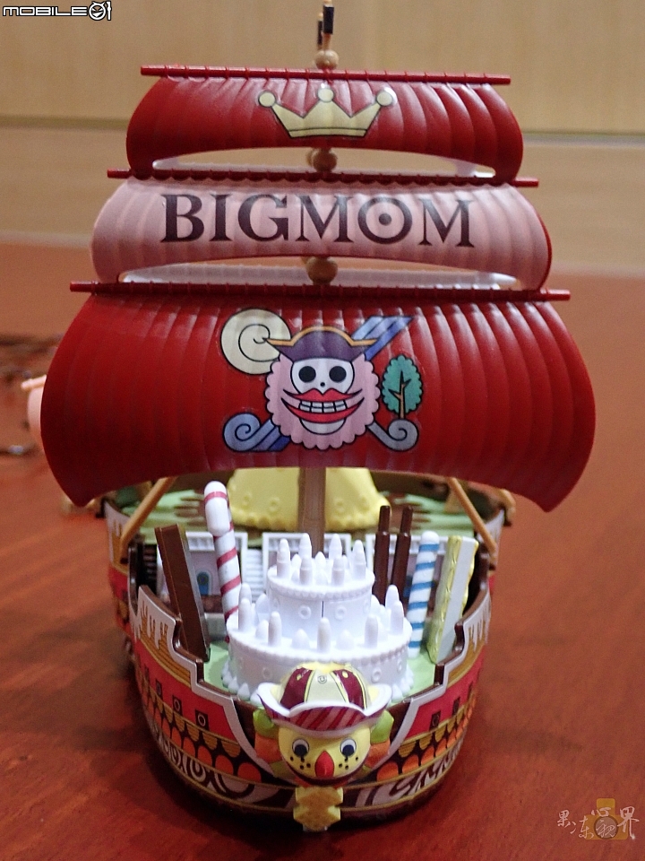 偉大的船 #13 BIG MOM海賊團 (クイーン・ママ・シャンテ号) -開箱文