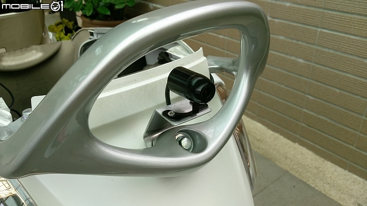 [開箱]雙視界前後鏡頭1080P 行車記錄器 - 不專業分享___Yamaha Cuxi