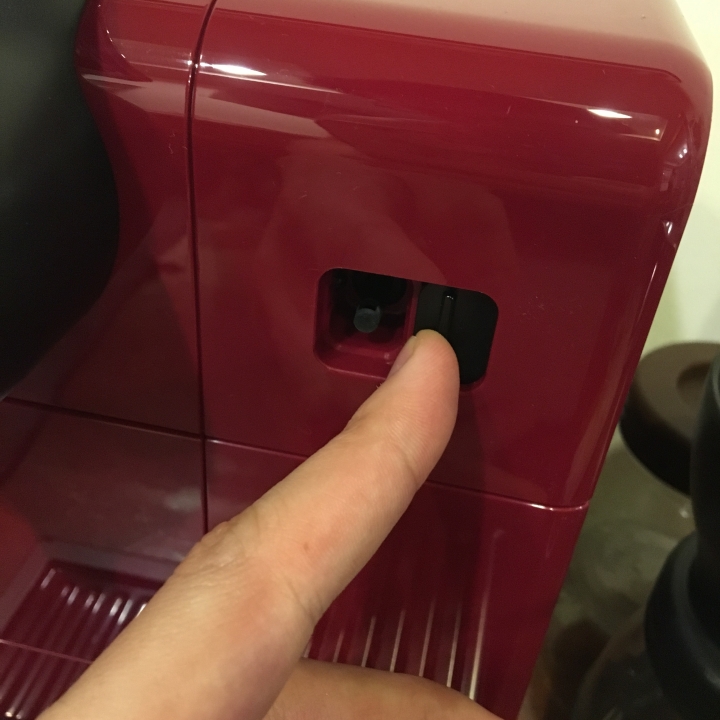 [開箱] Nespresso Lattissima Touch