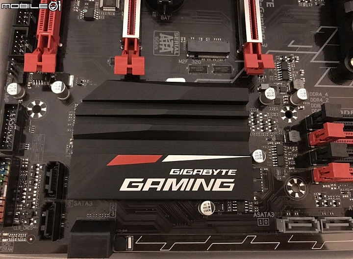 AMD Ryzen 5 1600X 撼訊 Radeon RX570 紅魔