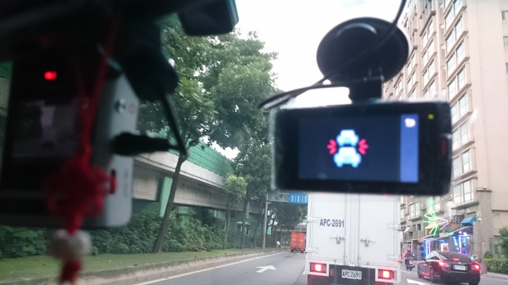 [試用心得] Mio MiVue 792 新款旗艦行車記錄器