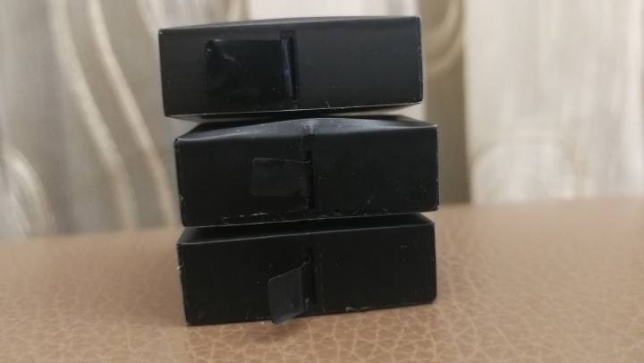 山狗 SJ6 電池膨龜撐開瑩幕